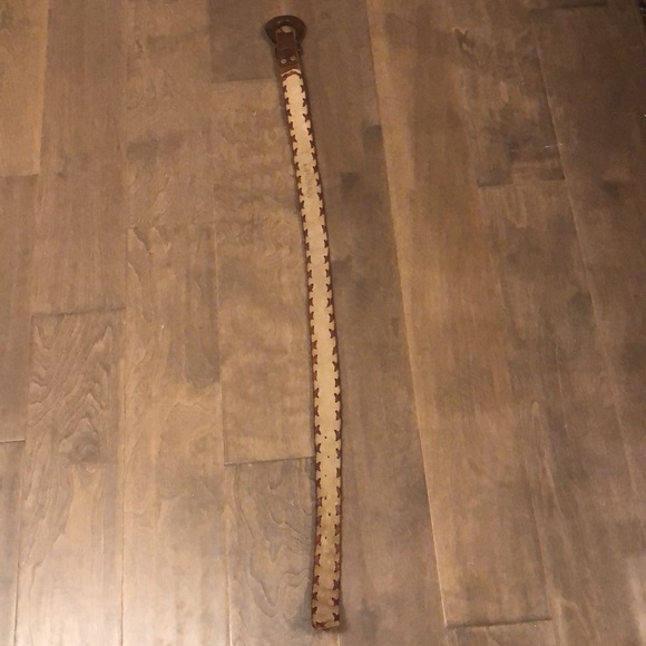 Campaign leather belt with real wood buckle - Picture 7 of 9